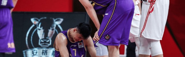  纽伦堡防守漏洞百出惨败领头羊暴露实力差距  