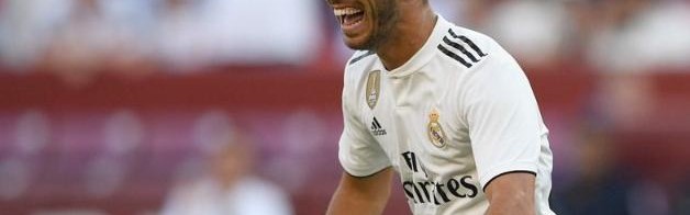  马赛主帅变阵收奇效，边路突破撕破对手防线